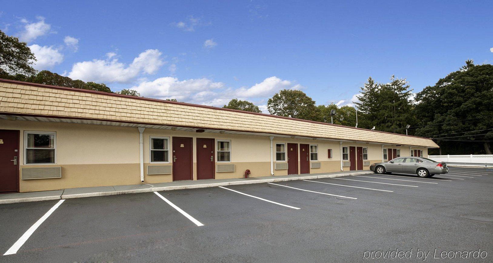 Americas Best Value Inn - Port Jefferson Station - Long Island Kültér fotó