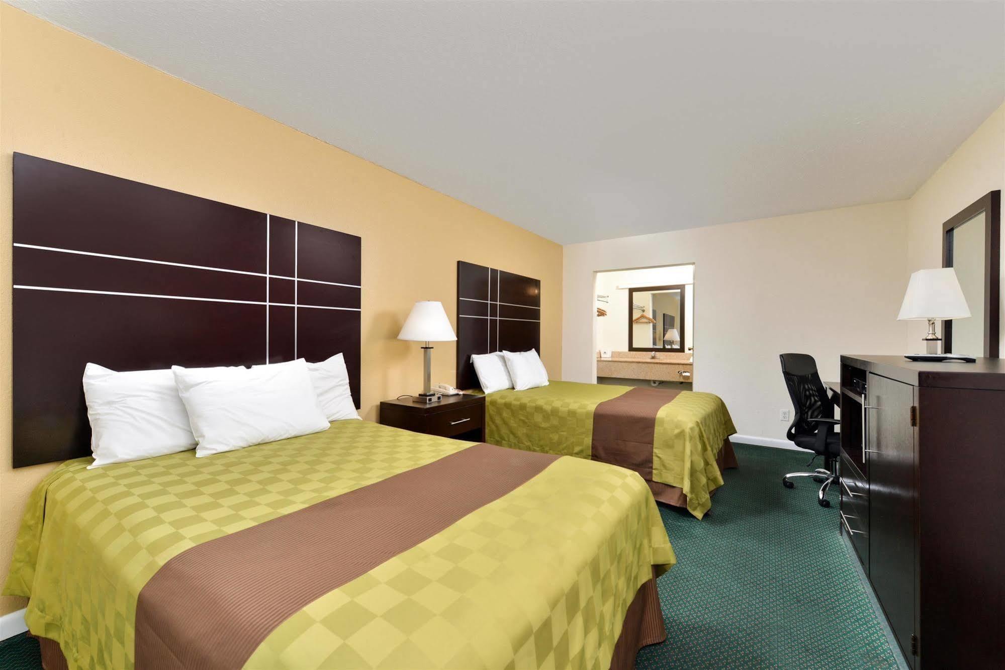Americas Best Value Inn - Port Jefferson Station - Long Island Kültér fotó