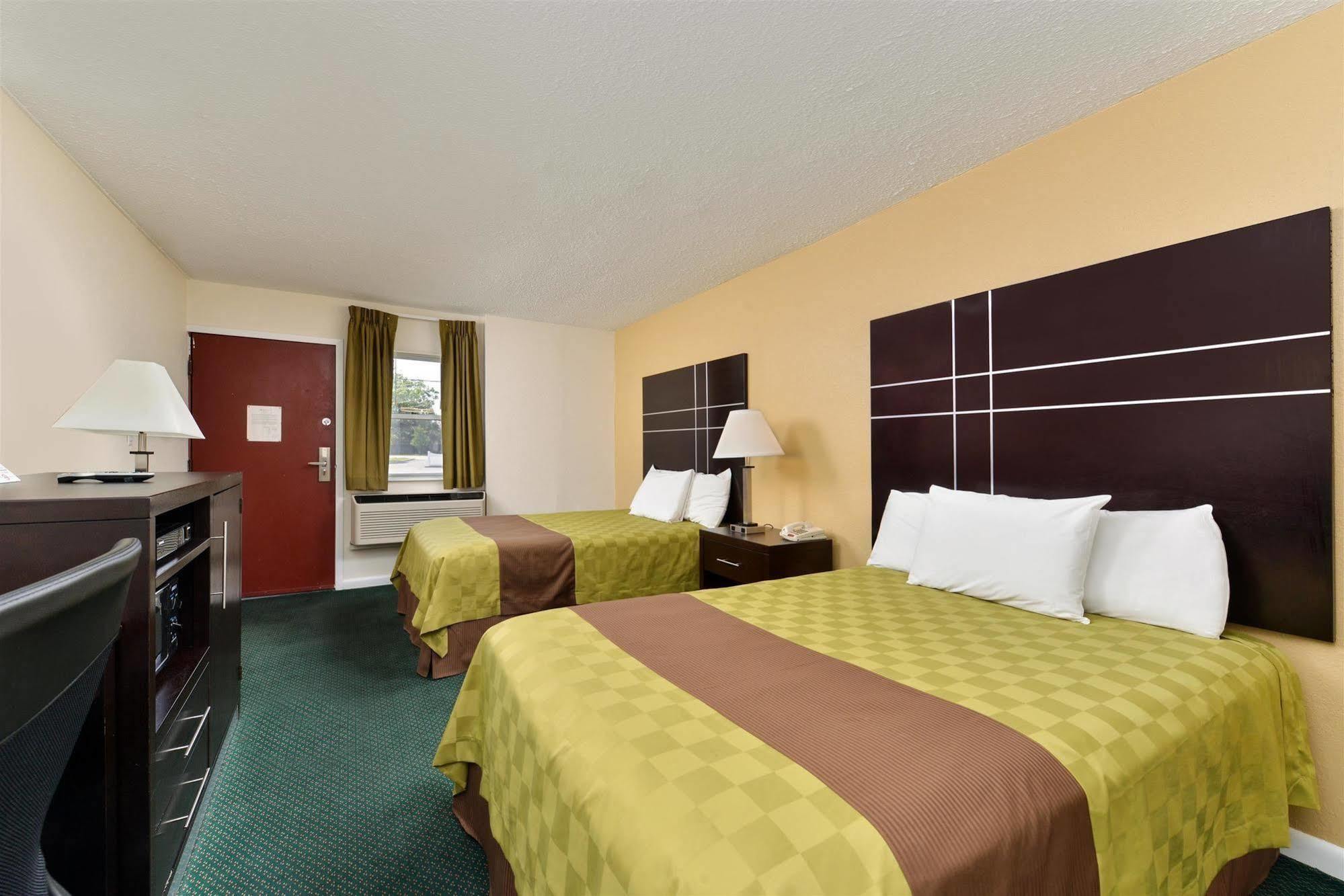 Americas Best Value Inn - Port Jefferson Station - Long Island Kültér fotó